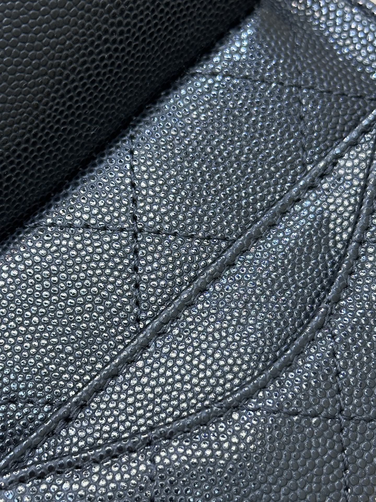 Chanel 25B Shoulder Bag - Image 9
