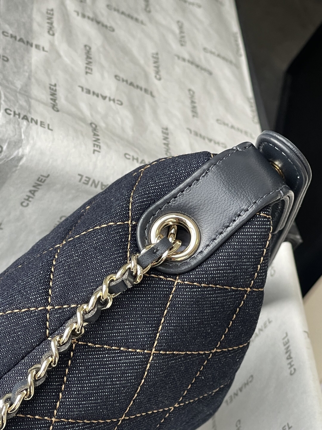 Chanel 26P Denim Vanity Case - Image 9