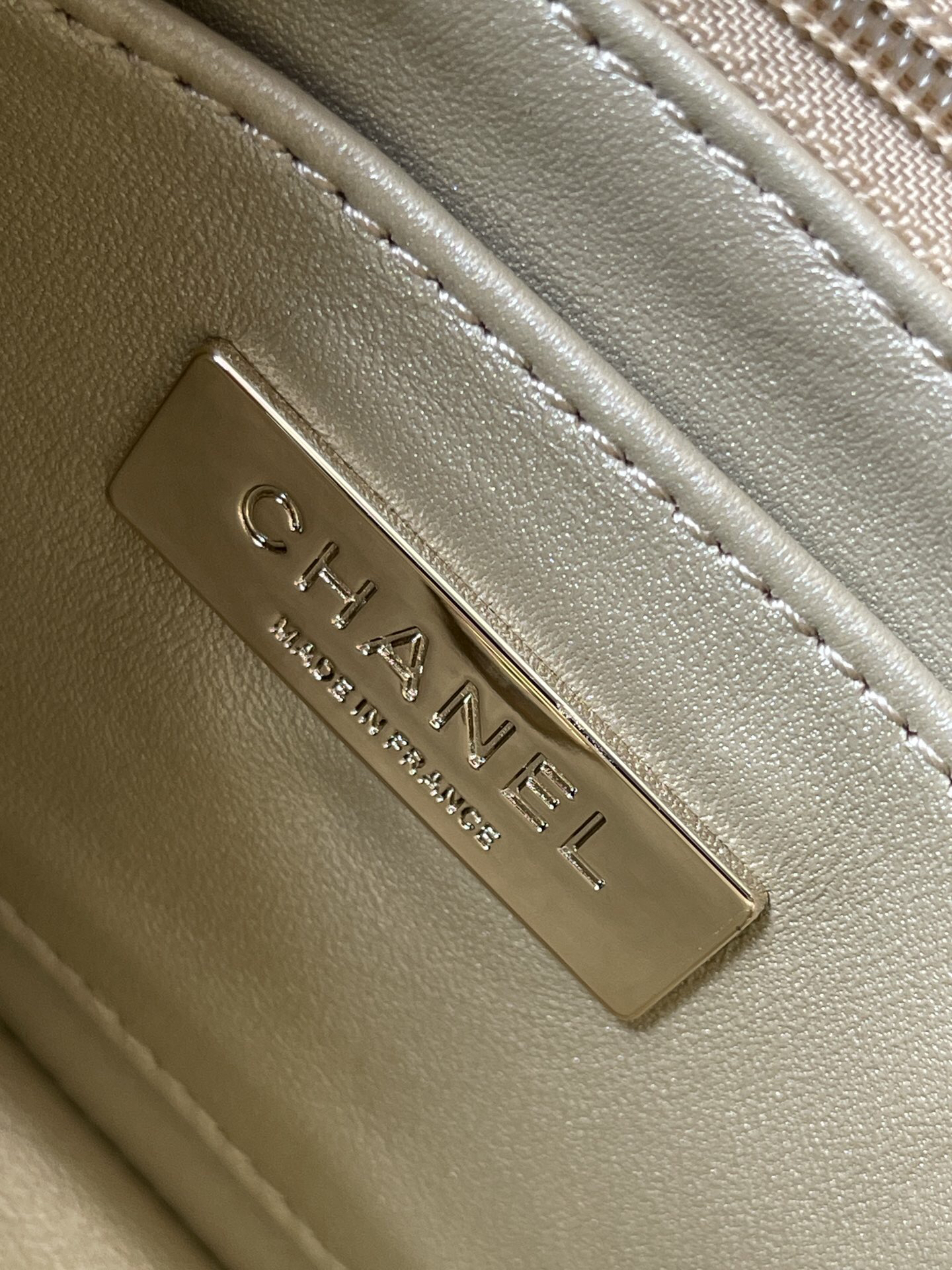 Chanel 24C Star Collection Bag with Removable Star Charm - Image 9
