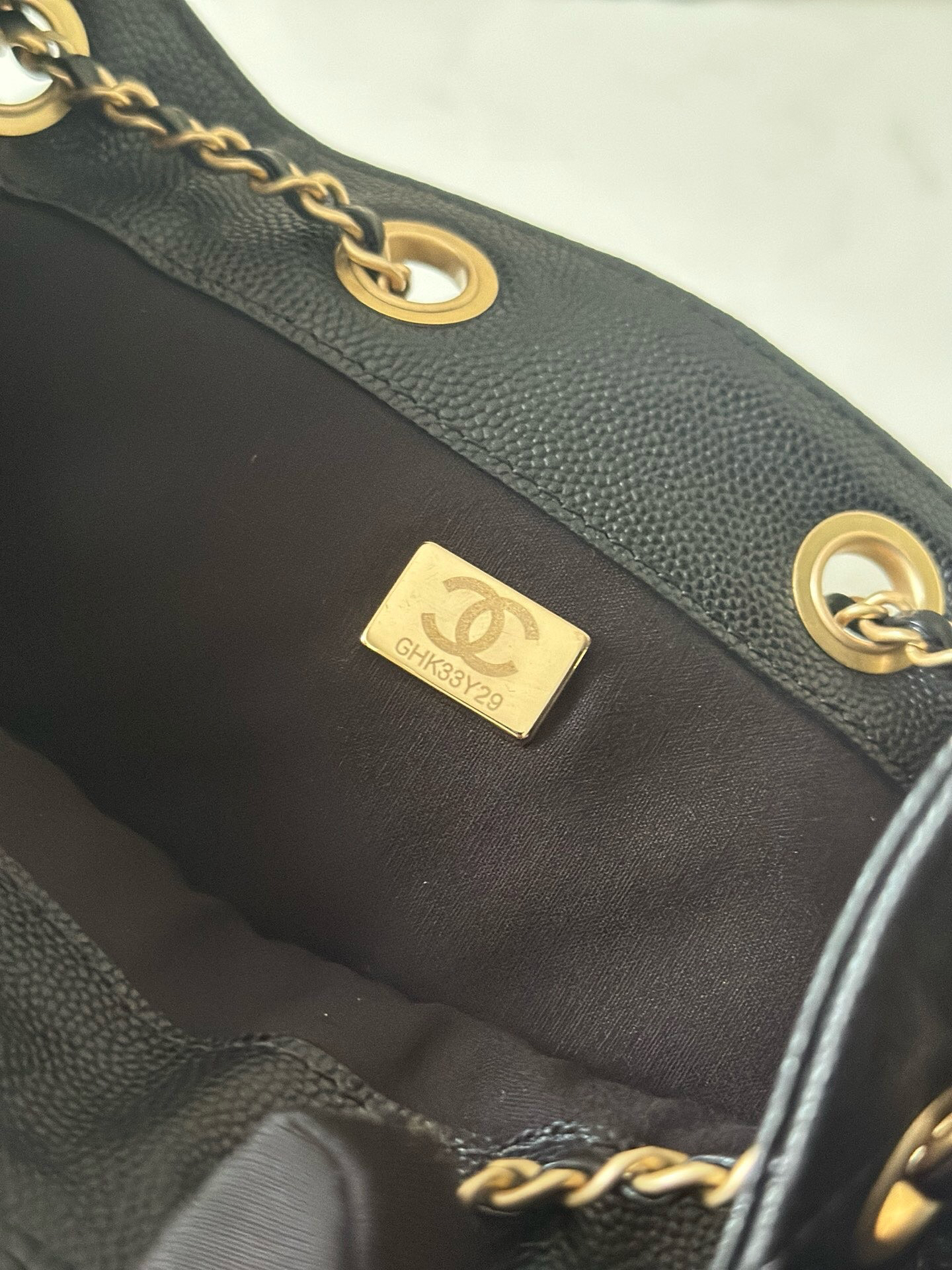 Chanel 25C Quilted Leather Hobo Shoulder Bag - Image 9