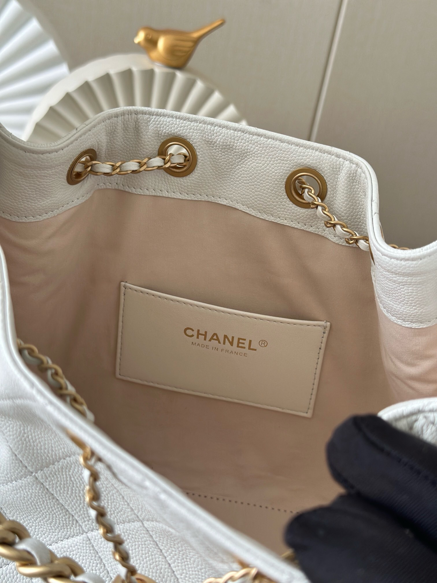Chanel Textured Leather Hobo Shoulder Bag - Image 9