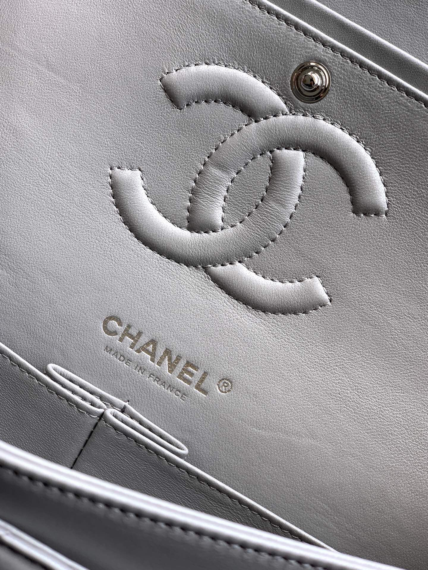 OHANEL 26S CF Charm Chain Shoulder Bag, Large, Battle Gray - Image 9