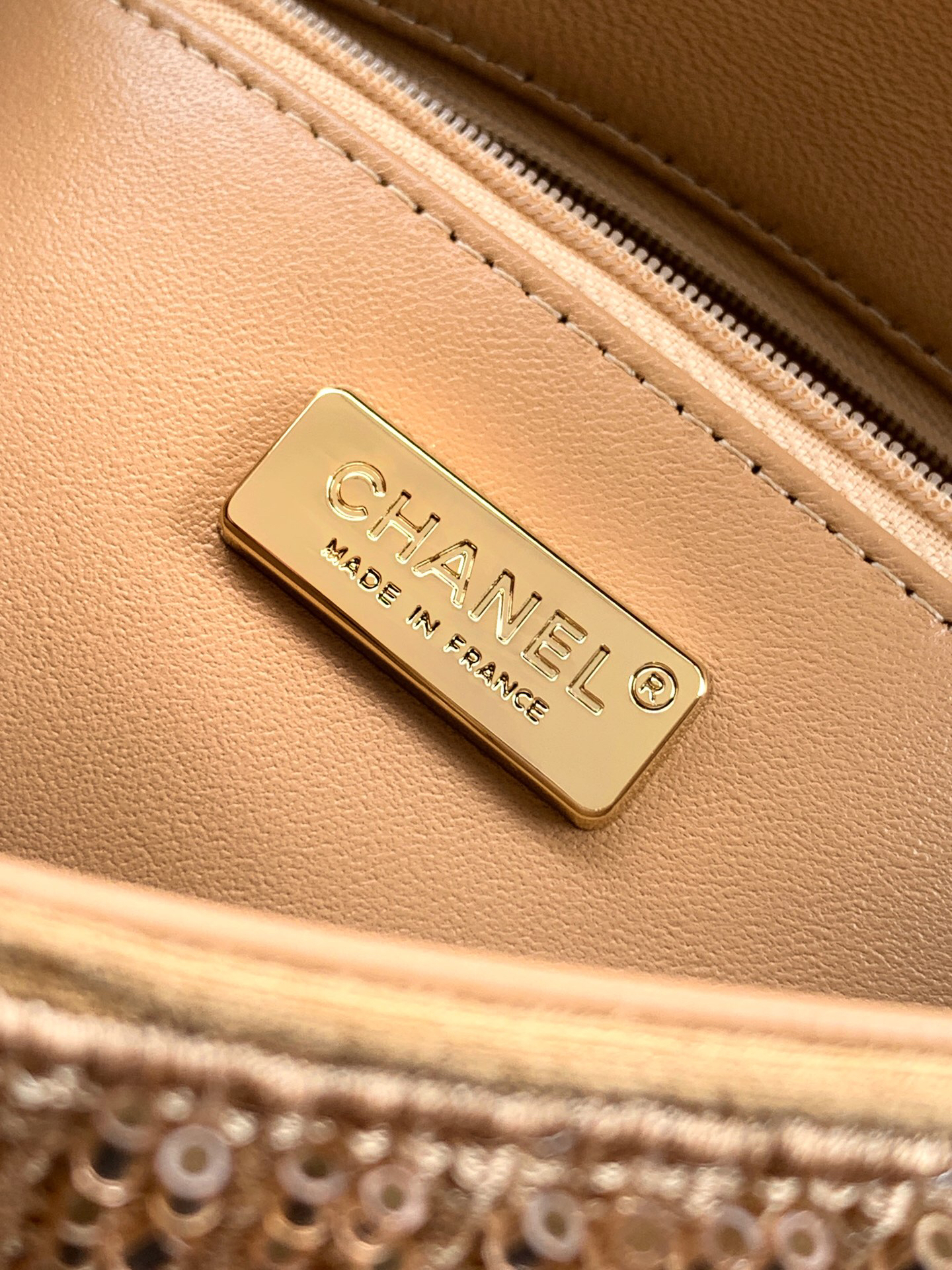 Chanel Woven Mini Evening Bag with Gold-Tone Chain - Image 9