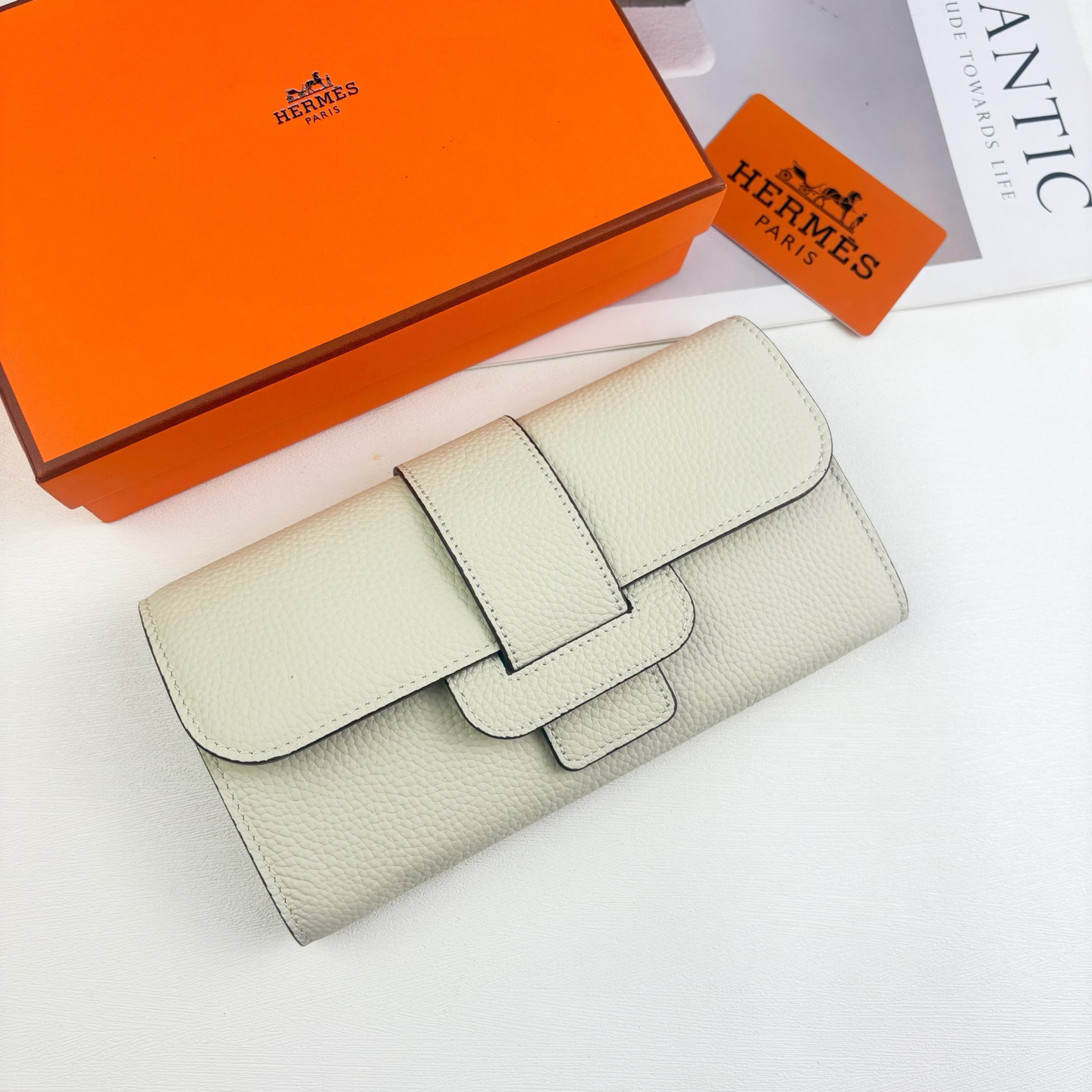 Hermès Long Wallet - Image 9