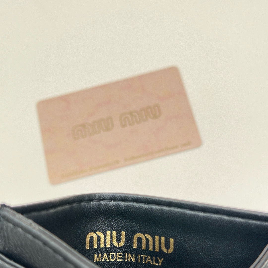Miu Miu Lambskin Wallet 3514 - Image 9