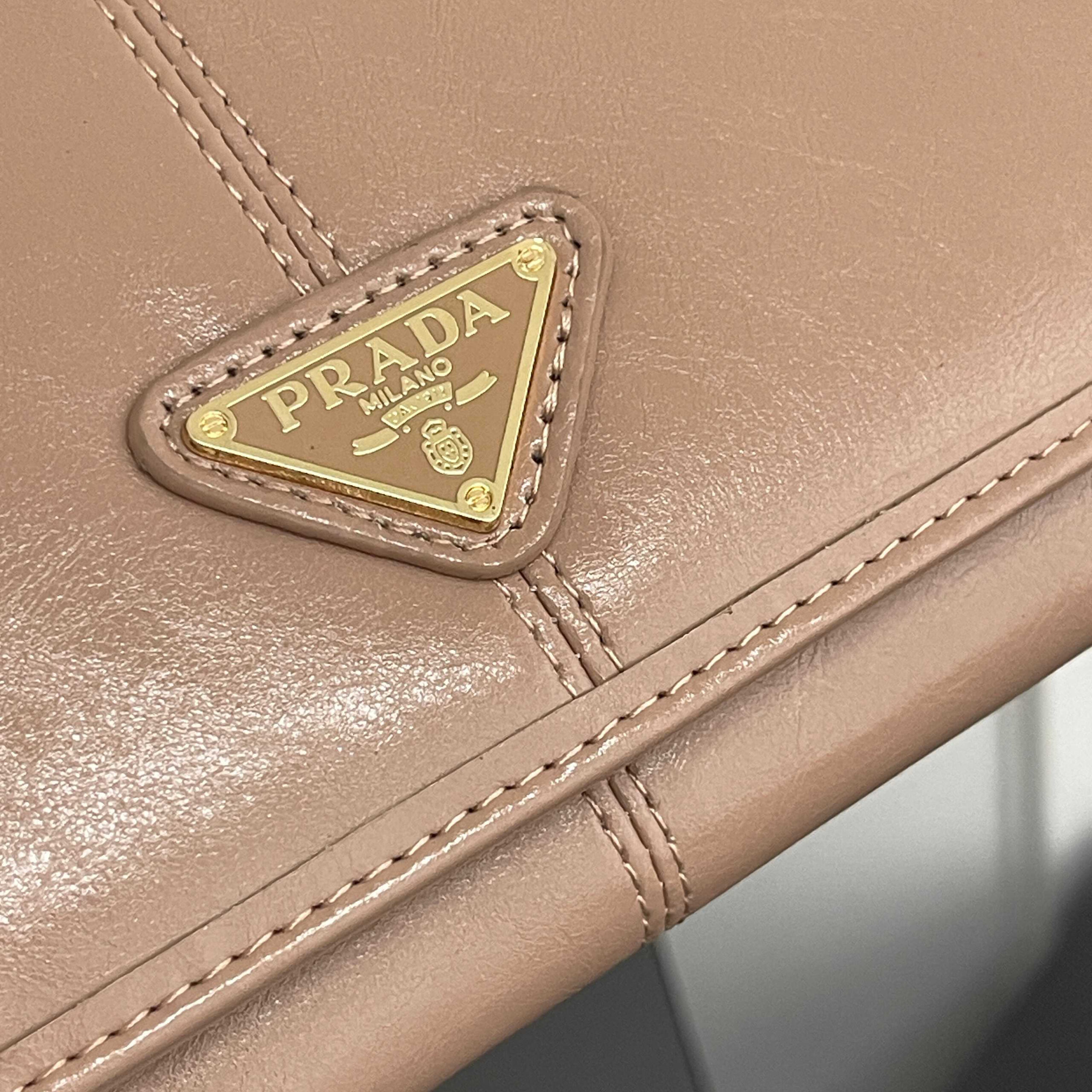 PRADA Large Waxed Leather Wallet with Triangle Logo Snap Closure - Image 9