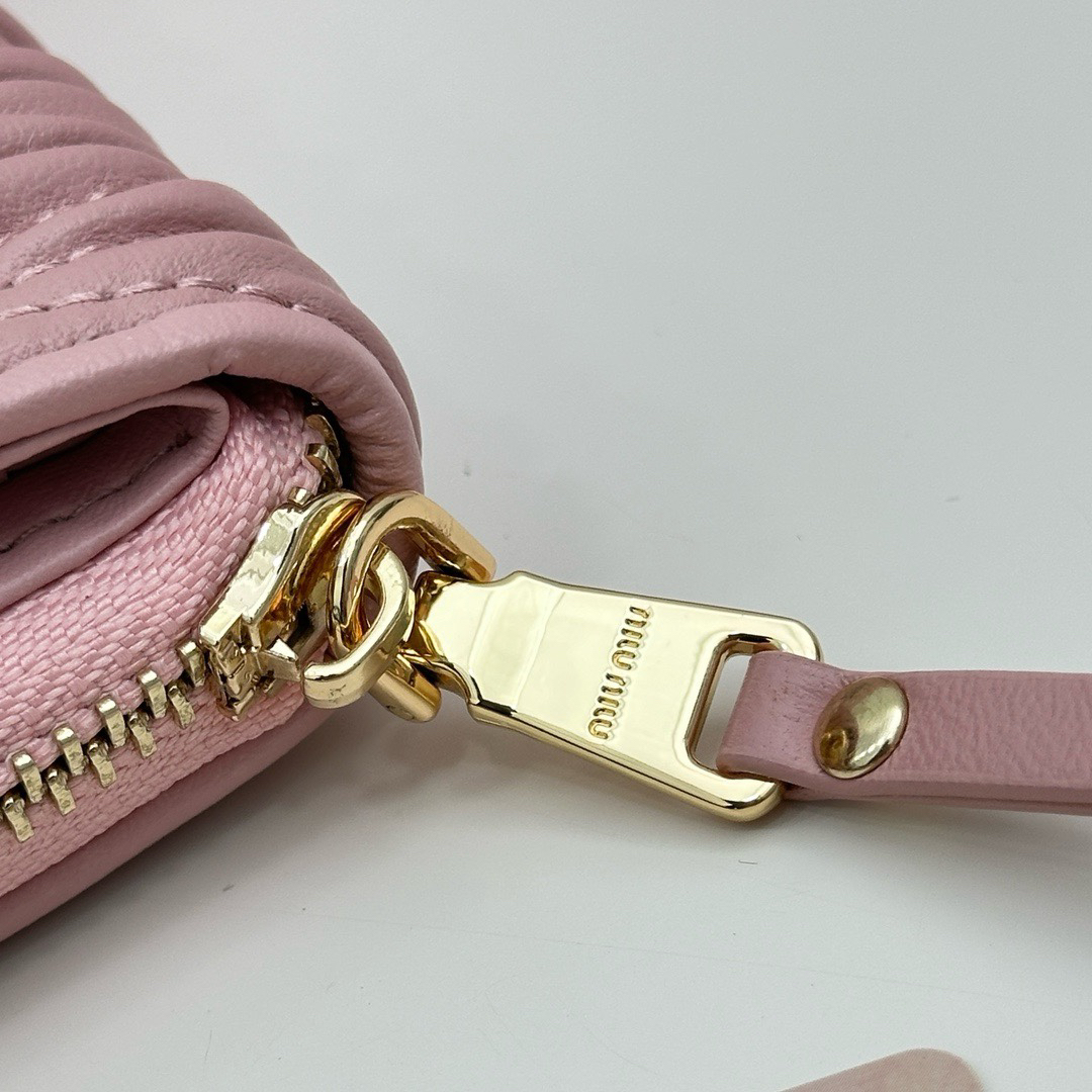 Miu Miu Lambskin Wallet - Image 9