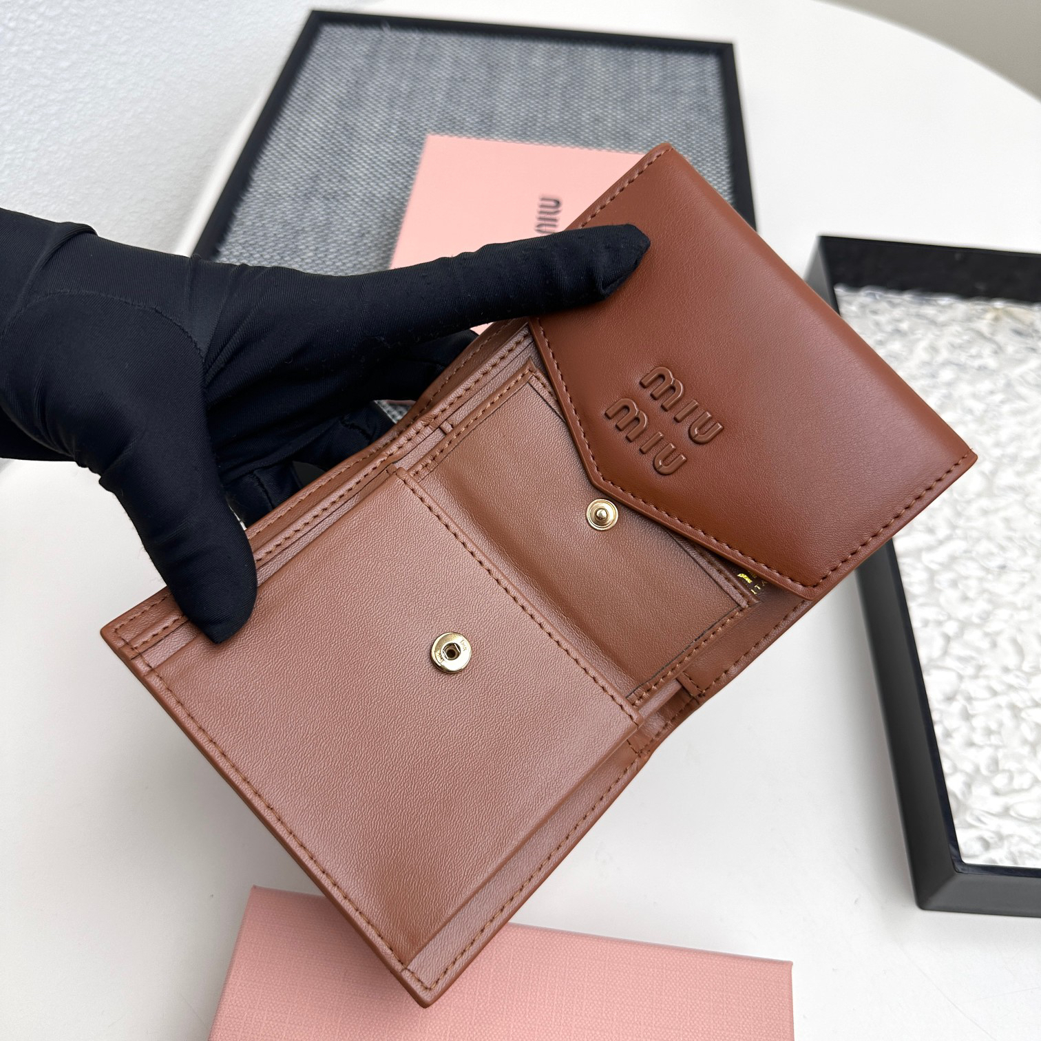 Miu Miu Tri-Fold Leather Wallet - Image 9