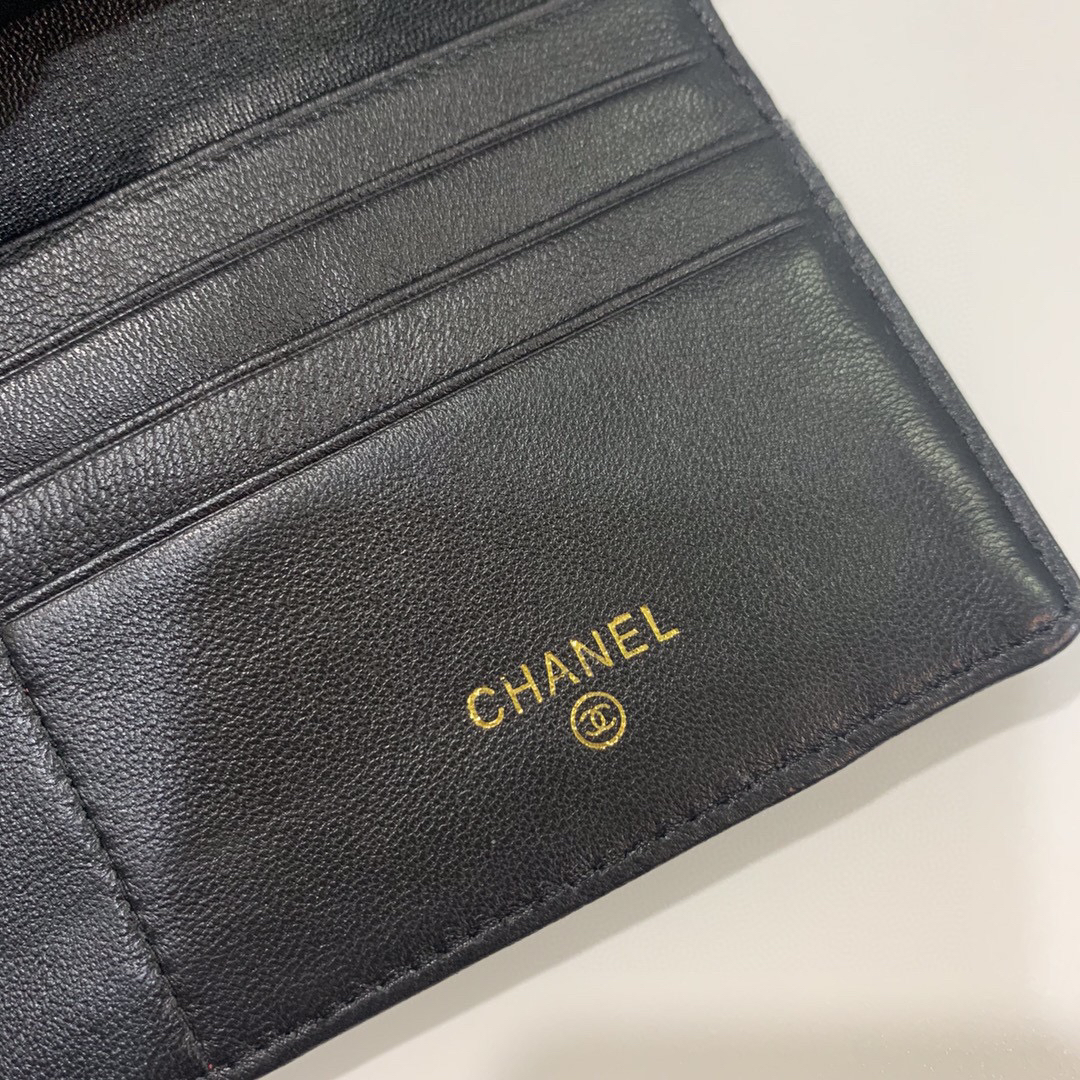 Chanel Camellia Lambskin Wallet - Image 9