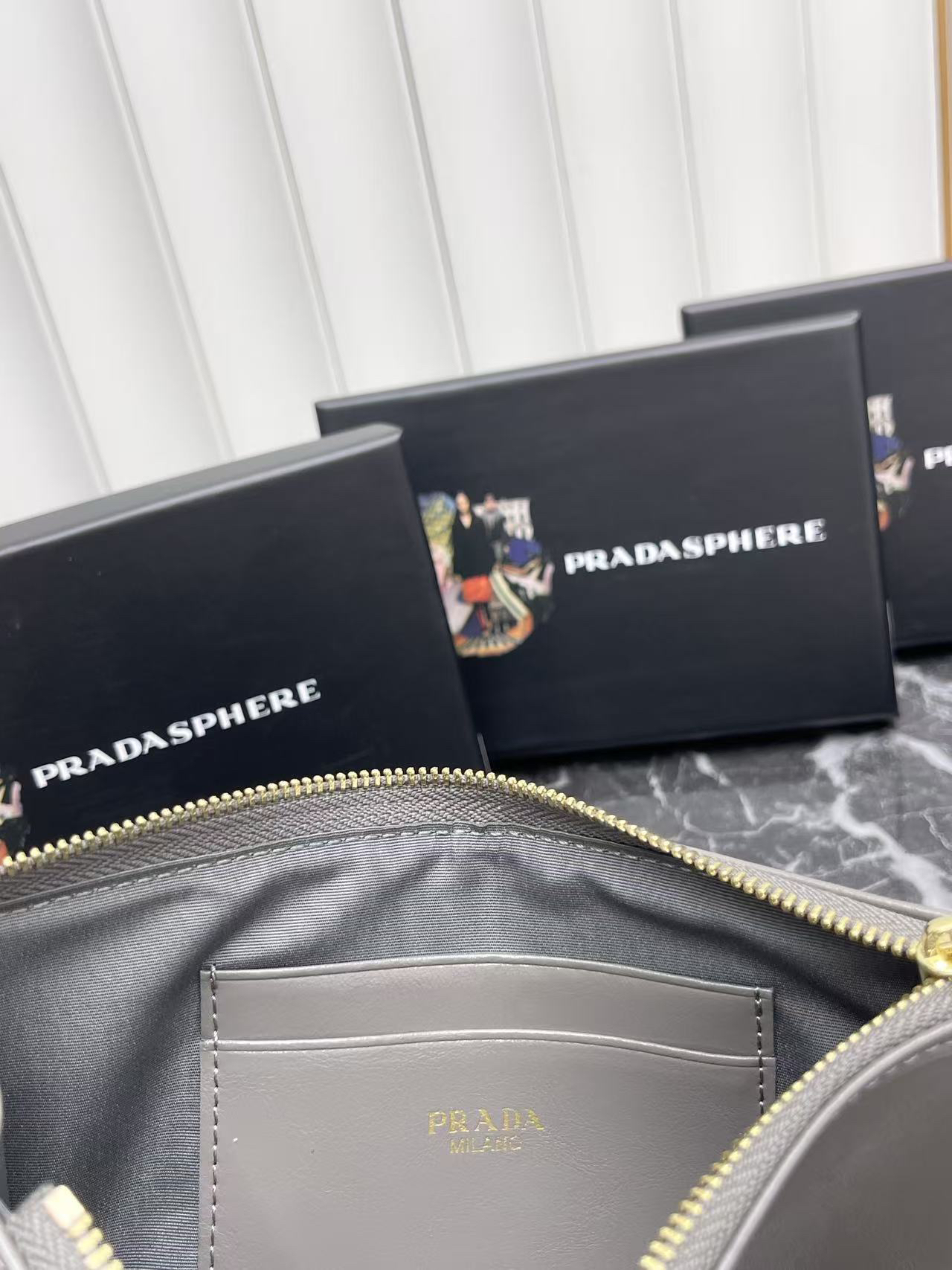 Prada Oil-Wax Leather Wallet with Metal Triangular Logo and Zipper Closure - Image 9