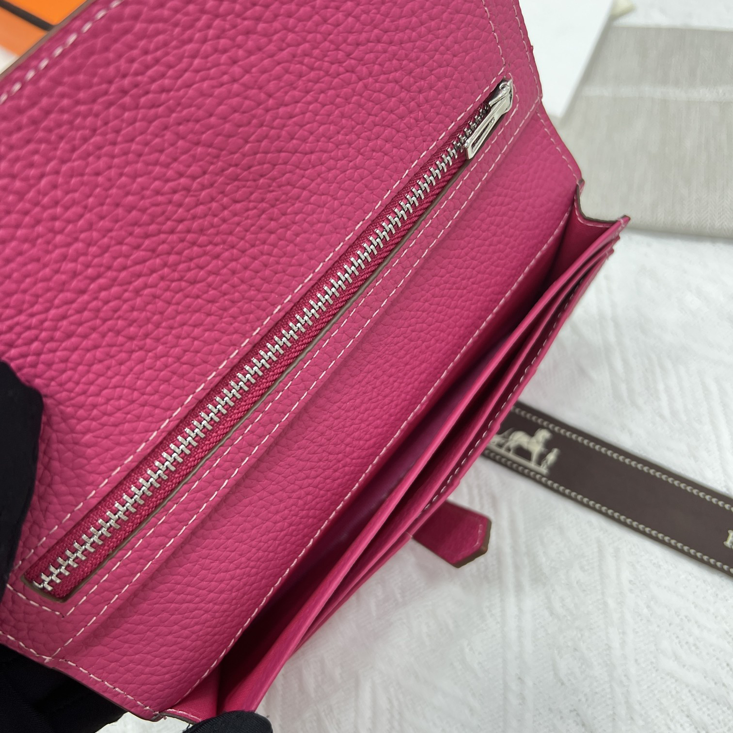 Hermès Togo Leather Zip Wallet - Image 9