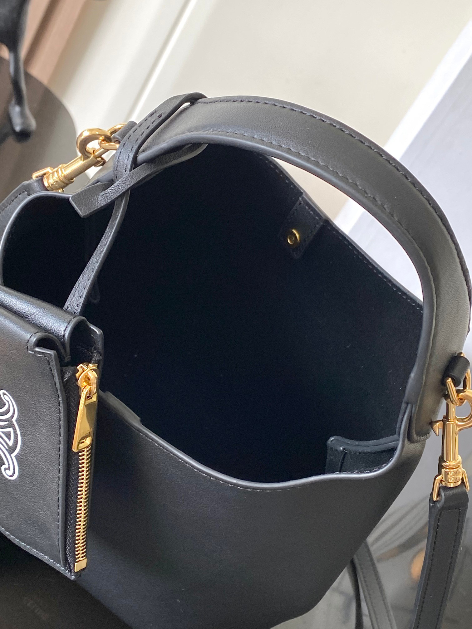 CELINE Teen Hobo Shoulder Bag - Image 9