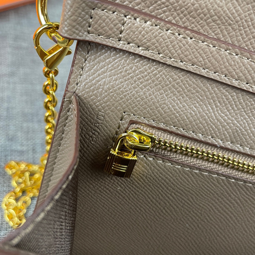 Hermes Kelly-Style Crossbody Bag - Image 9
