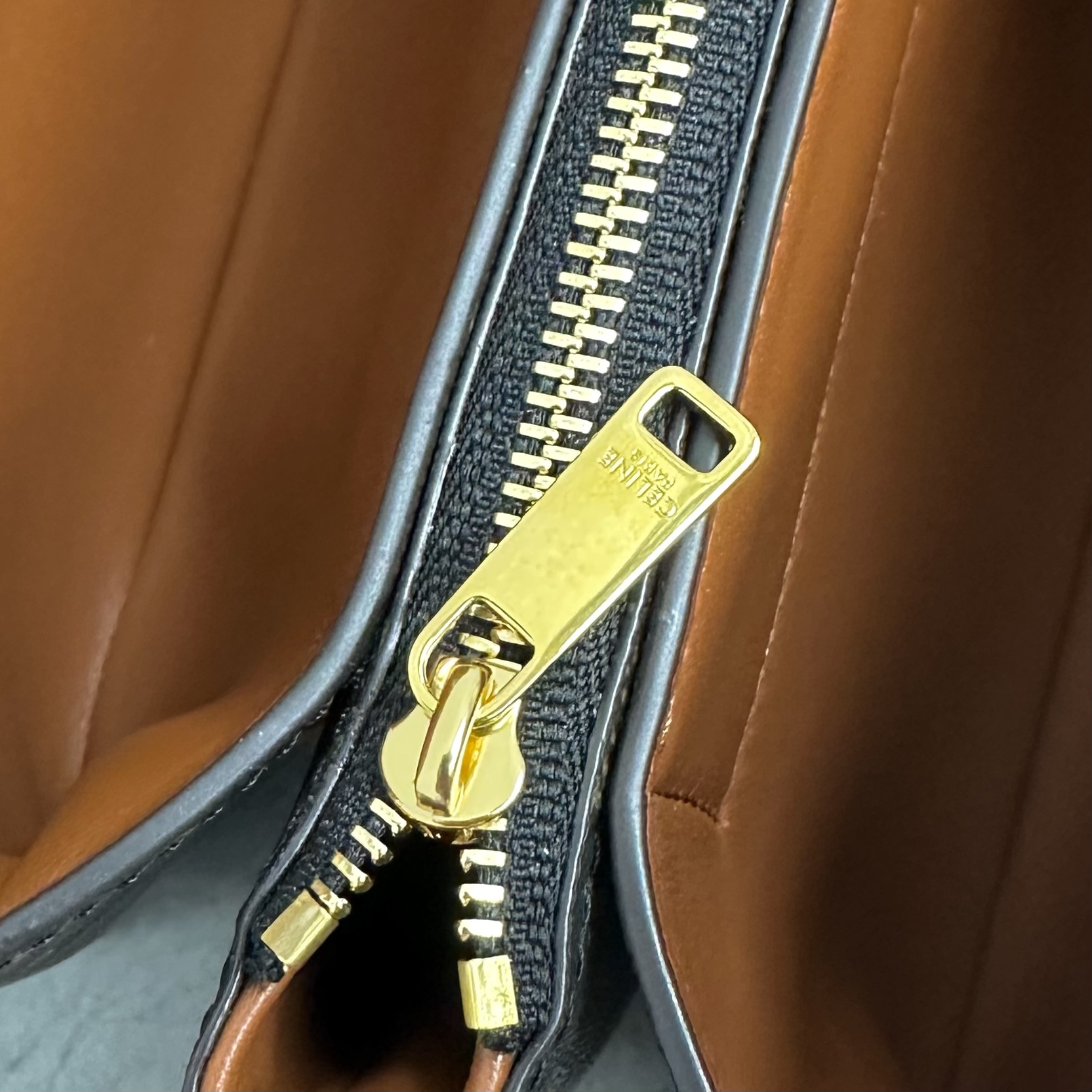 Celine Trio Shoulder Bag - Image 9
