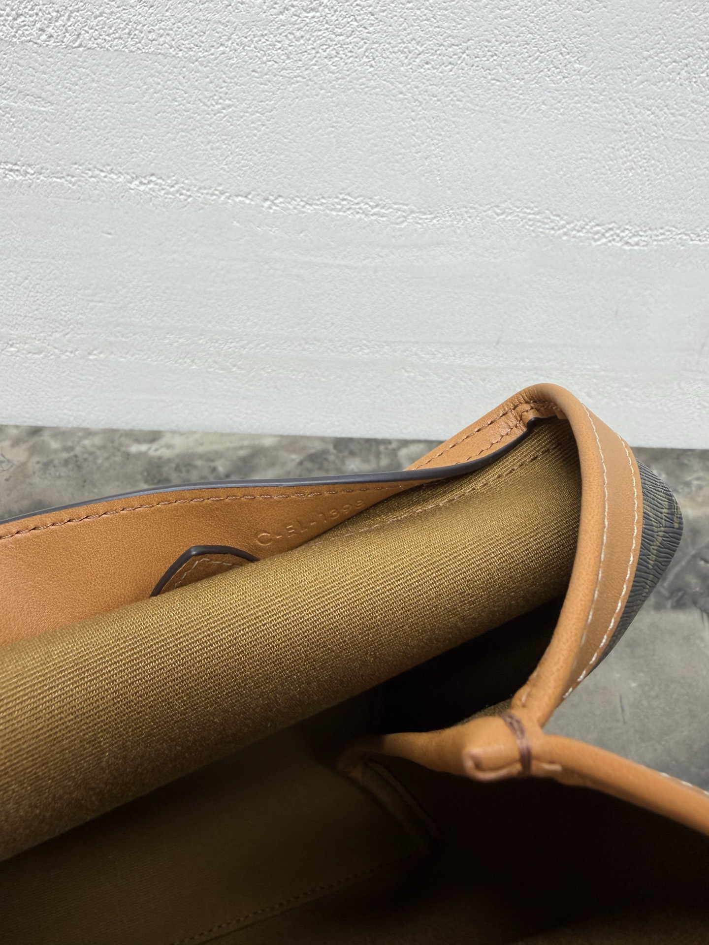 Square Cabas Small Logo-Print Handbag - Image 9