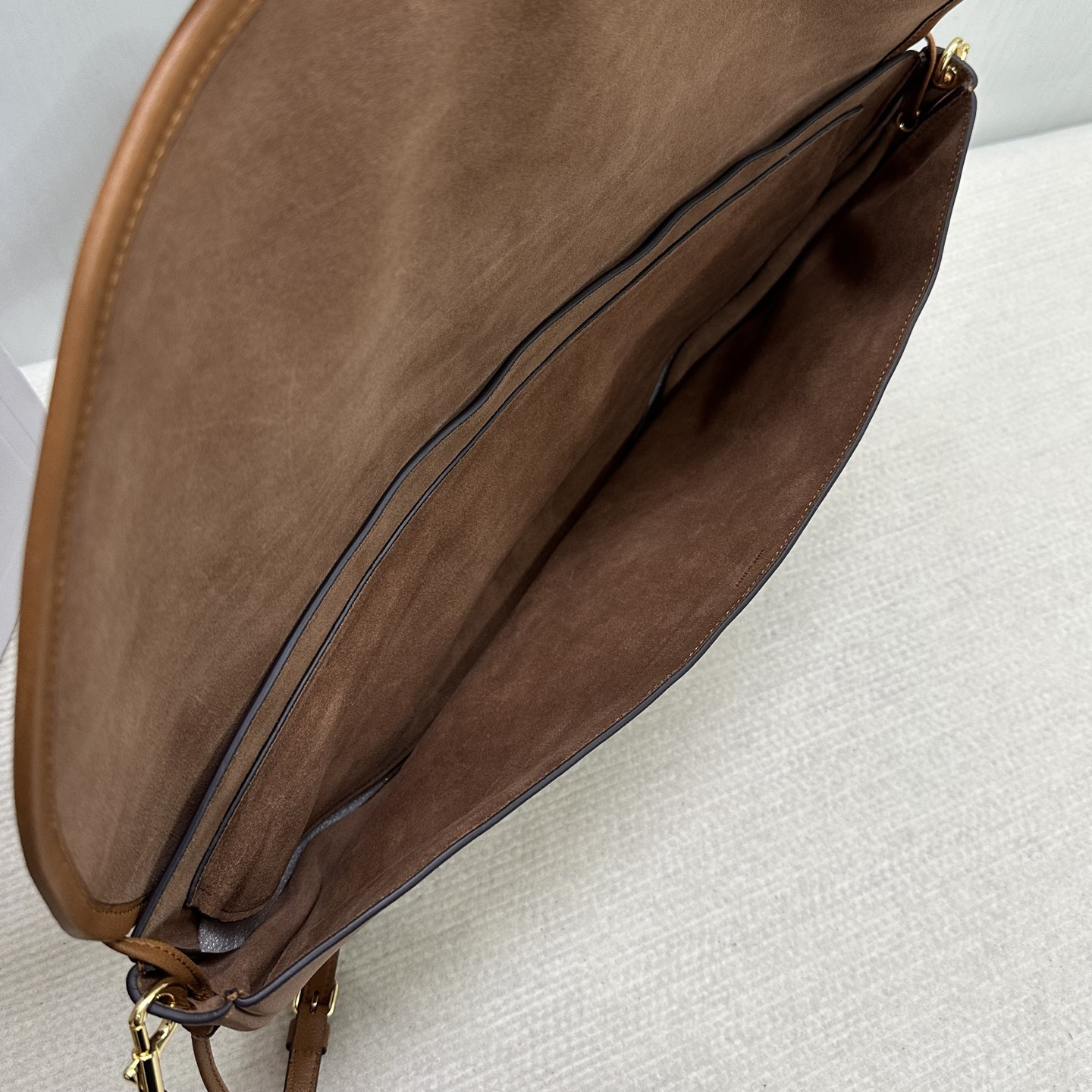 CELINE Half Moon Bag – New Collection - Image 10