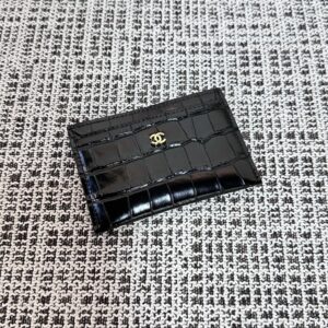 CHANEL Crocodile-Embossed Leather Wallet