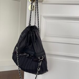 CHANEL Vintage Jennie-Style Nylon Shoulder Bag