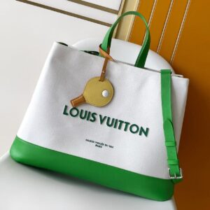 Louis Vuitton M29322 Tote MM
