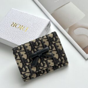 Dior Multifunctional Small Wallet in Black