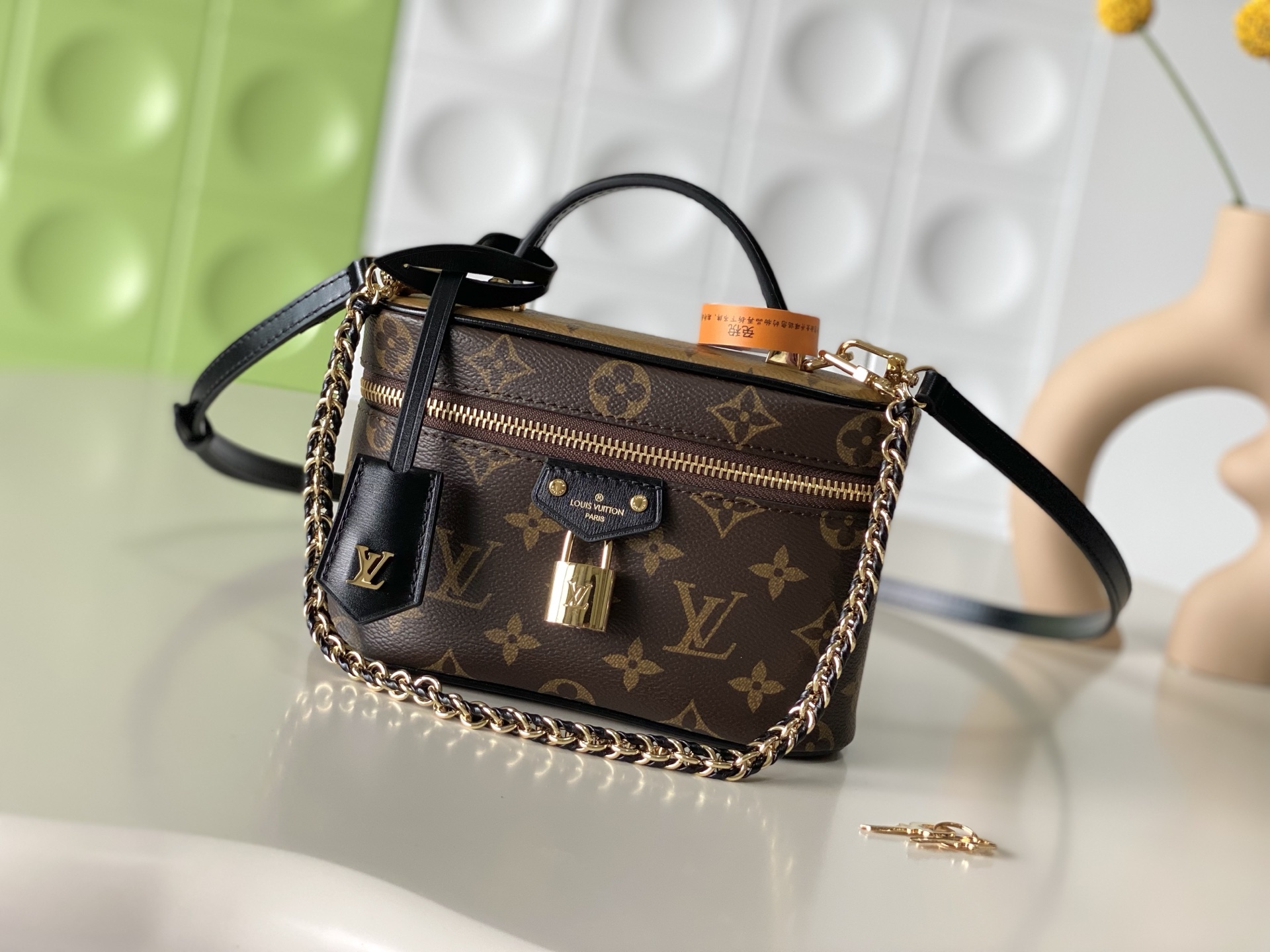Vanity Chain Handbag in Monogram Canvas