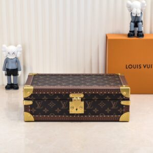 Louis Vuitton M4700B Watch Storage Case, 8-Watch Capacity