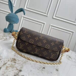 Louis Vuitton Wallet On Chain Ivy M81911