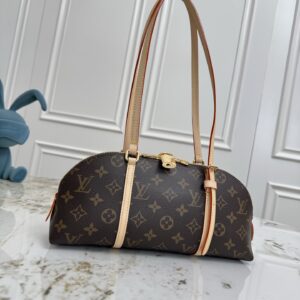 Louis Vuitton Squire East West Handbag M28953