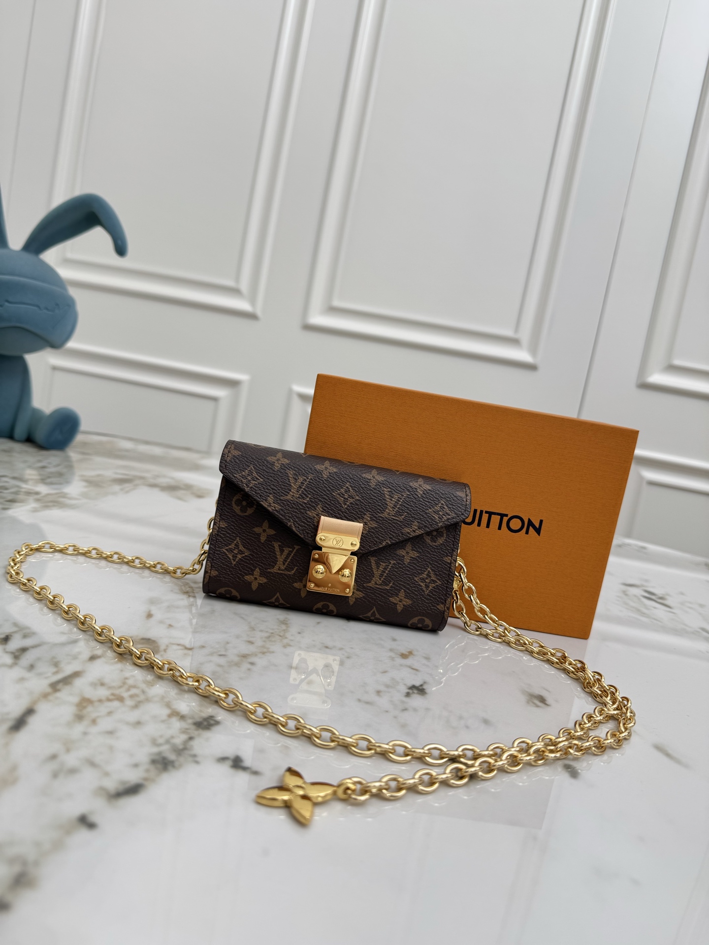 LV Pouch Metis Monogram Canvas Crossbody Bag