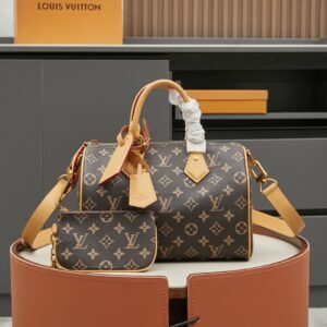 Louis Vuitton Speedy P9 Bandoulière 25 Monogram Leather Handbag