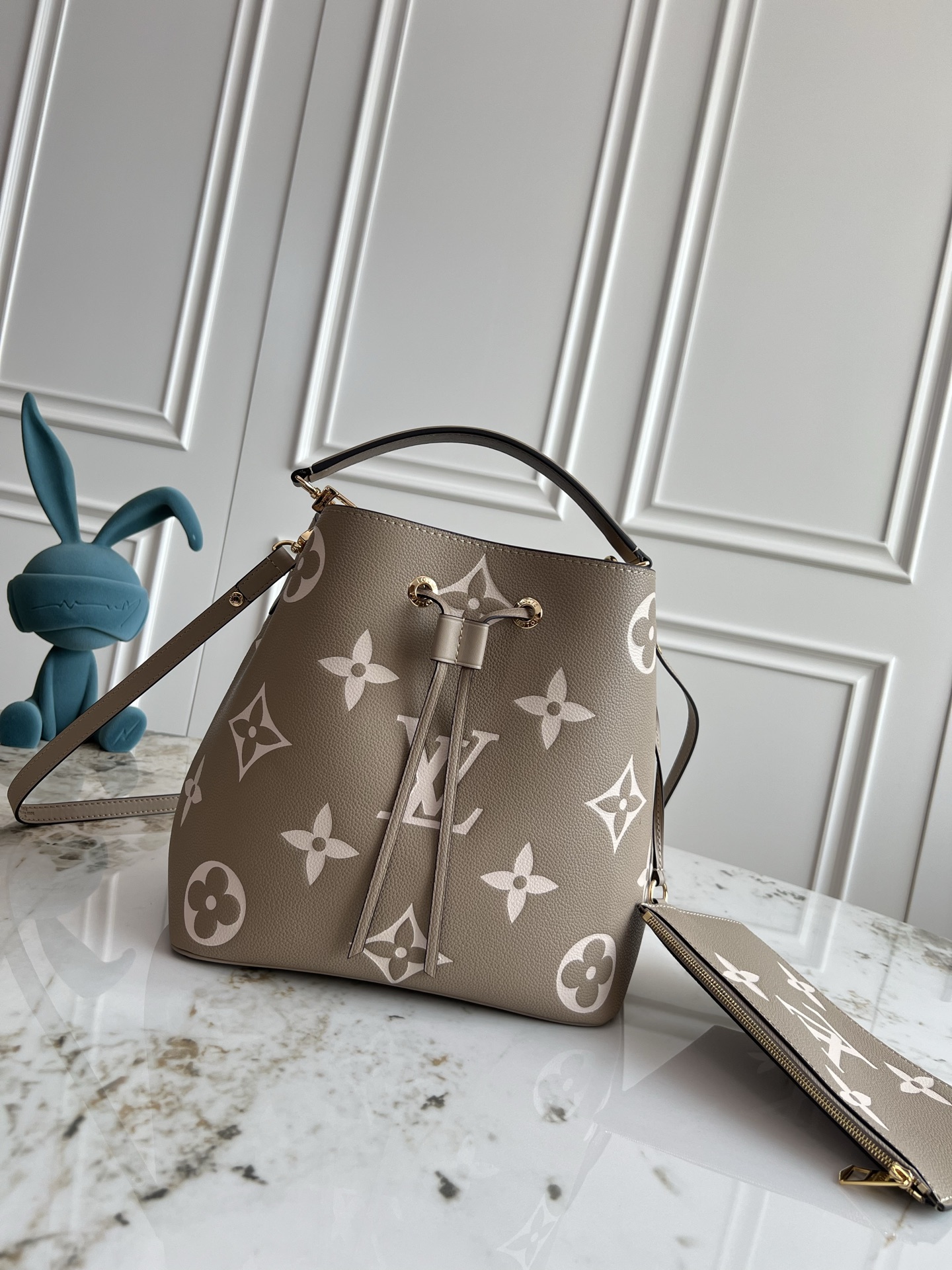 NeoNoe Medium Monogram Leather Bucket Bag