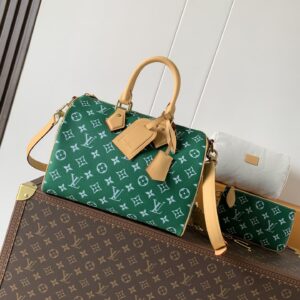 Louis Vuitton Speedy P9 Bandoulière 30 Monogram Leather Handbag