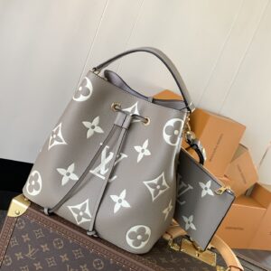 Louis Vuitton NéoNoé Medium Bucket Bag