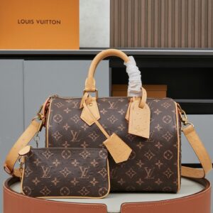 Louis Vuitton Speedy Bandouliere 30 Monogram Leather Crossbody Bag