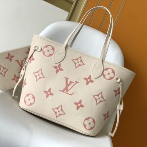 Louis Vuitton Neverfull MM Shopping Tote M21579