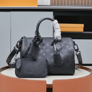 Louis Vuitton Speedy Bandouliere 25 Monogram Leather Handbag