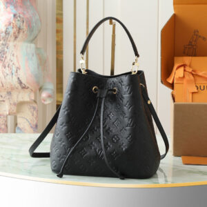 Louis Vuitton NeoNoe MM Bucket Bag in Monogram Empreinte Leather