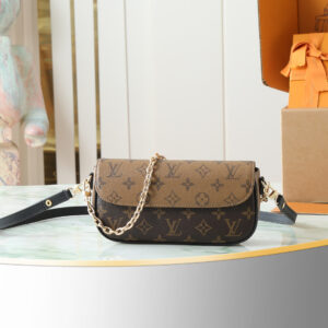 Louis Vuitton Wallet On Chain Ivy Monogram Canvas Crossbody Bag