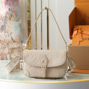 Louis Vuitton Diane Epi Leather Crossbody Bag M13231, Sand