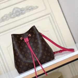 Louis Vuitton NéoNoé Bucket Bag in Monogram Canvas