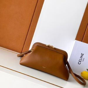 CE DOCTOR UCH Small Cowhide Handbag
