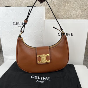 AVA Triomphe Smooth Calfskin Handbag