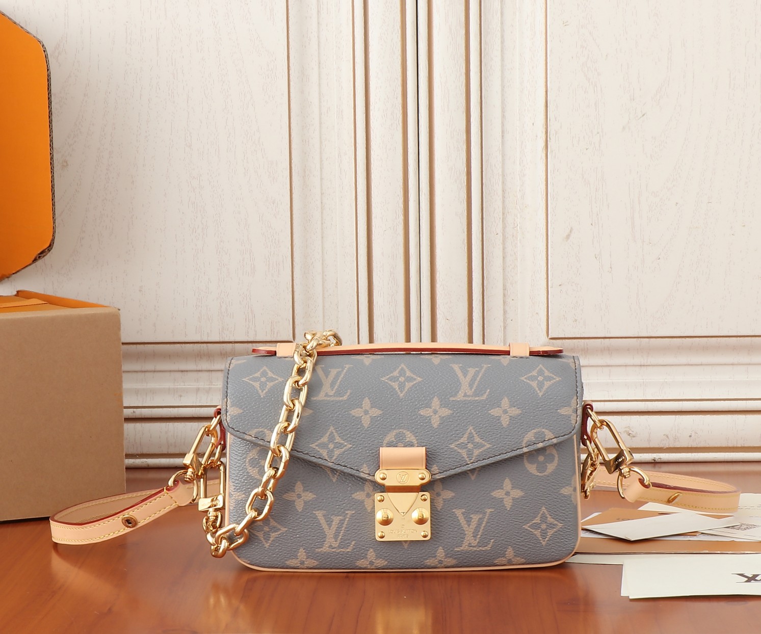 Pochette Métis East West Crossbody Bag