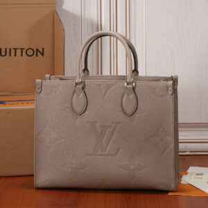 OnTheGo MM Monogram Tote Bag