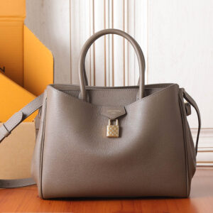 Louis Vuitton Vendôme PM Handbag M27040
