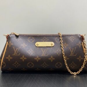 Louis Vuitton Pochette Eva Monogram Shoulder Bag M13567