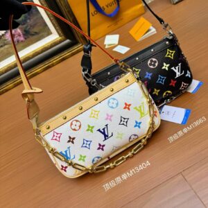 Louis Vuitton Pochette Accessoires M13404 Shoulder Bag