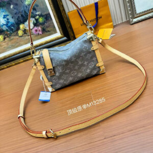 Louis Vuitton Side Trunk Medium Handbag M13285