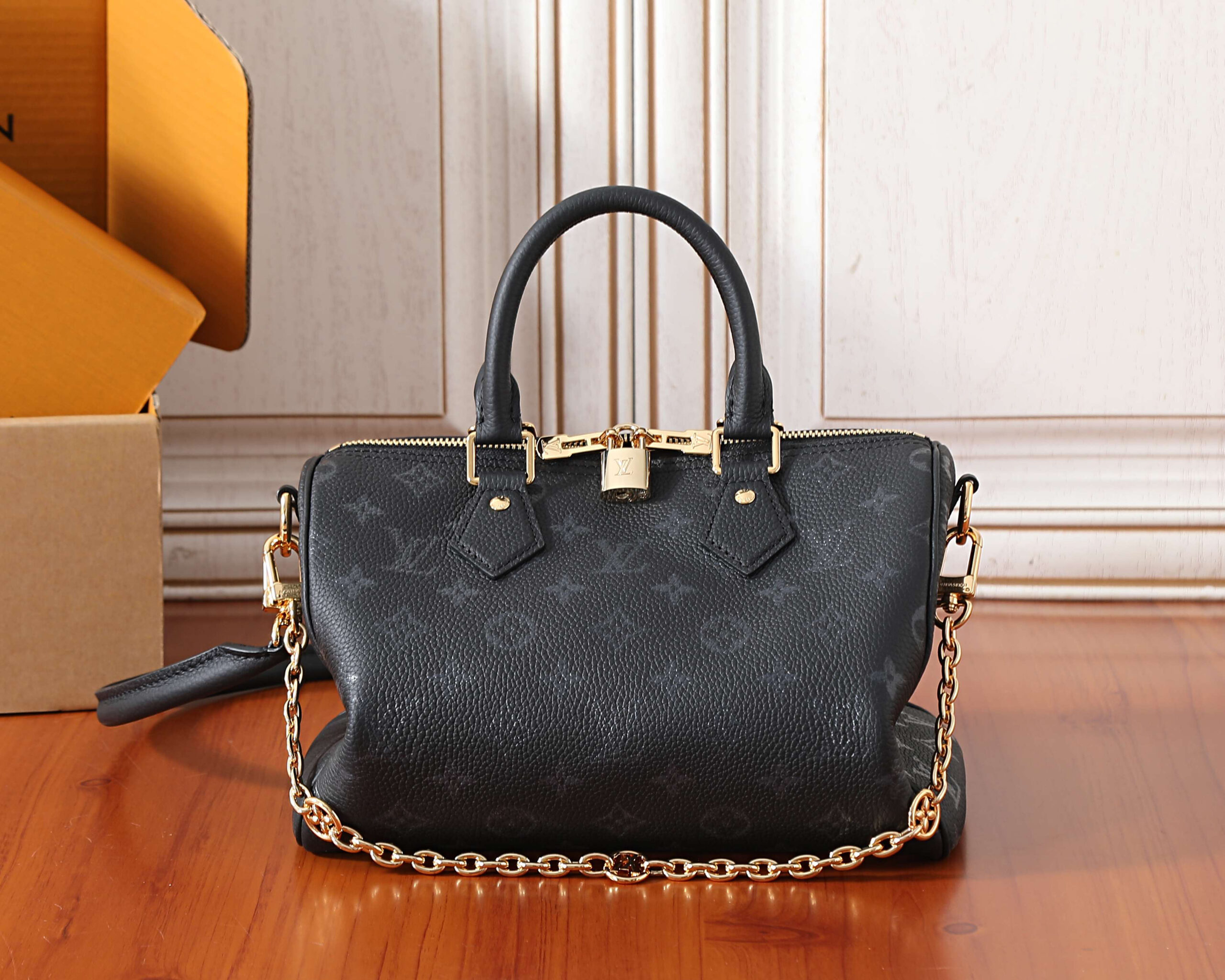 Louis Vuitton Speedy Bandouliere 25 Handbag