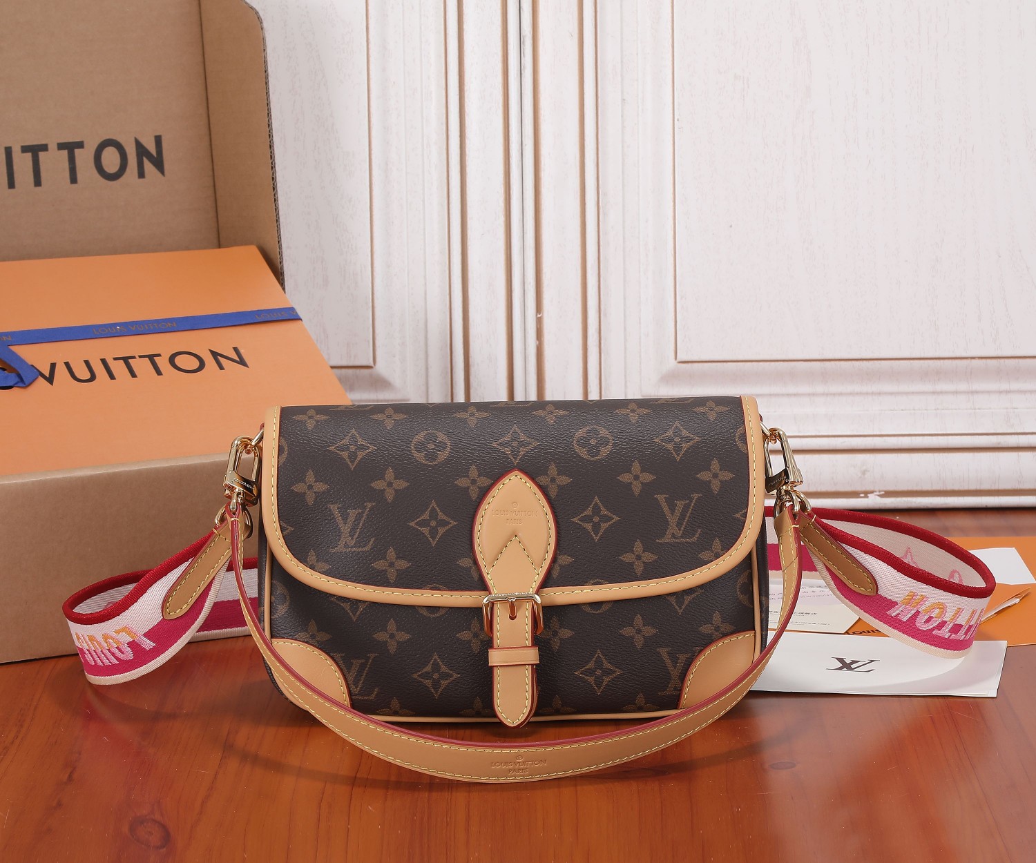 Louis Vuitton Diane Monogram Canvas Shoulder Bag M46049